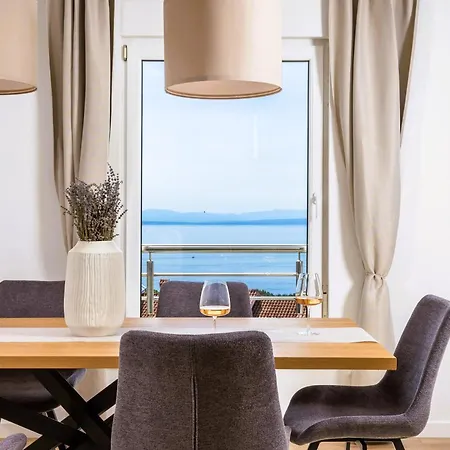Apartment Bellevue Adria
