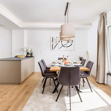 Bellevue Adria Апартаменты Ичичи